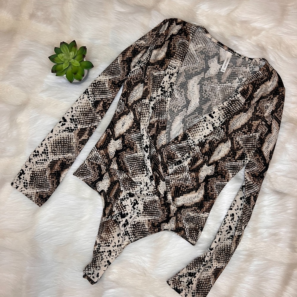 Amazing Lace Boutique | SnakePrint Plunge Bodysuit